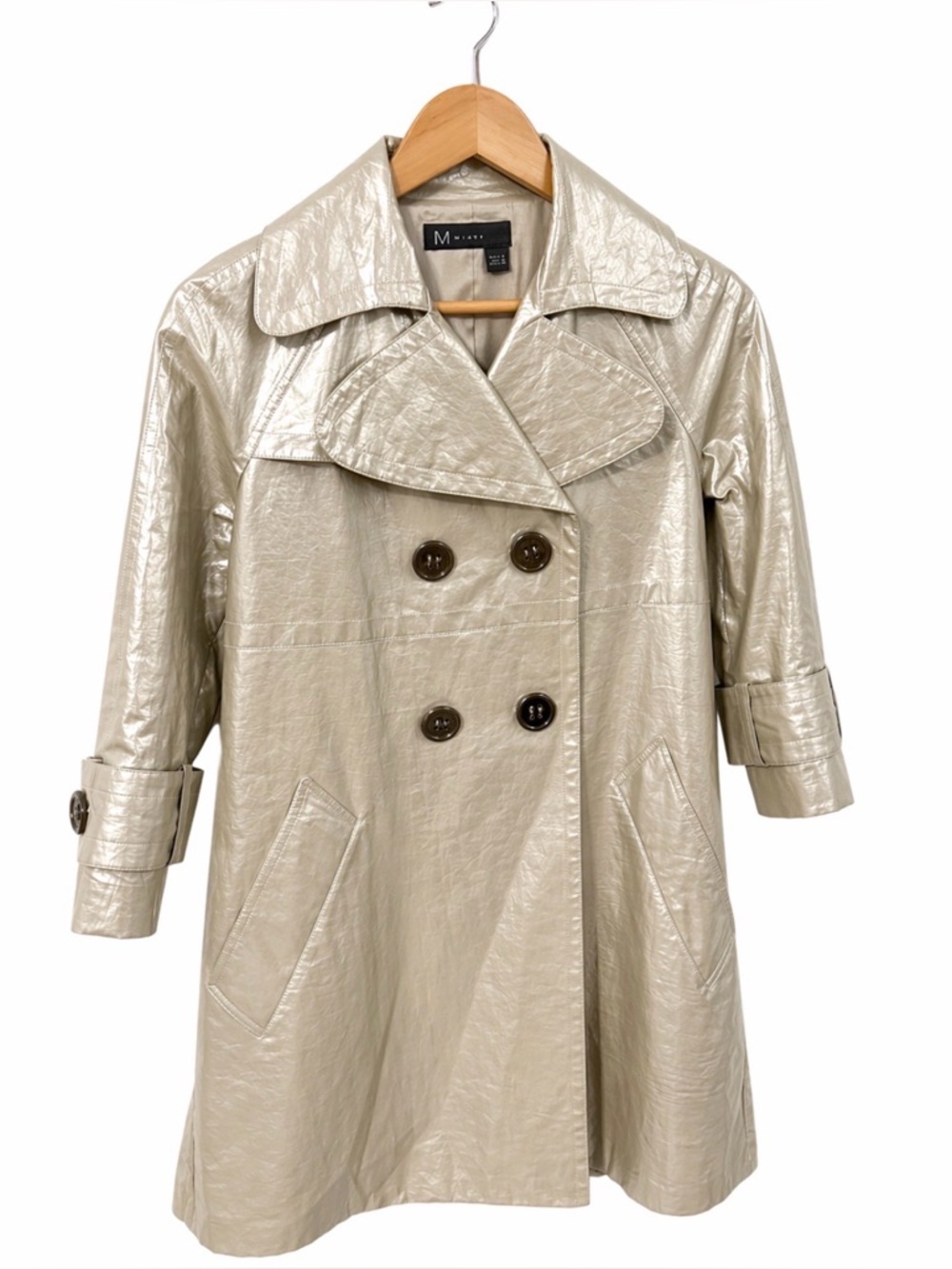 ✨ Metallic Trench Coat – Statement Outerwear ✨